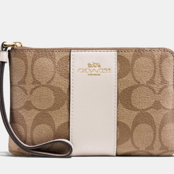 Coach Accessories - NWT COACH Corner Zip WristletSignature Canvas